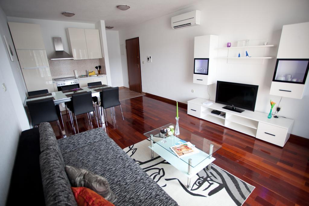 Apartments Svjetlana Трогир Стая снимка